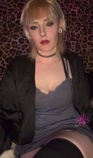 Betacuck Amateur Femdom Findom SPH