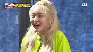 Chungha and Seol In-Ah in Running Man